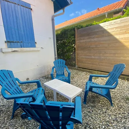 A 200 M De L'ocean De