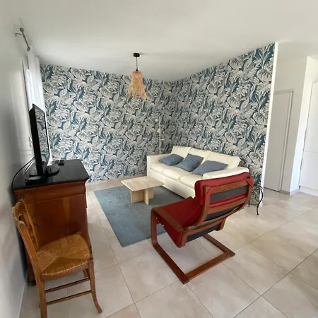Apartment A 200 M De L'ocean De *